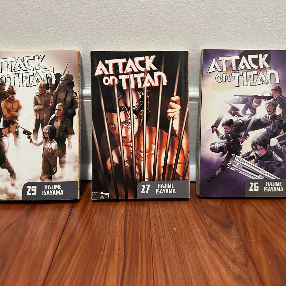 Attack on Titan Volume 26, 27, 29 Manga